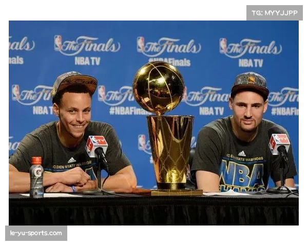 塞维利亚前锋鲁本·巴尔加斯腿筋受伤，预计三月上旬才能复出